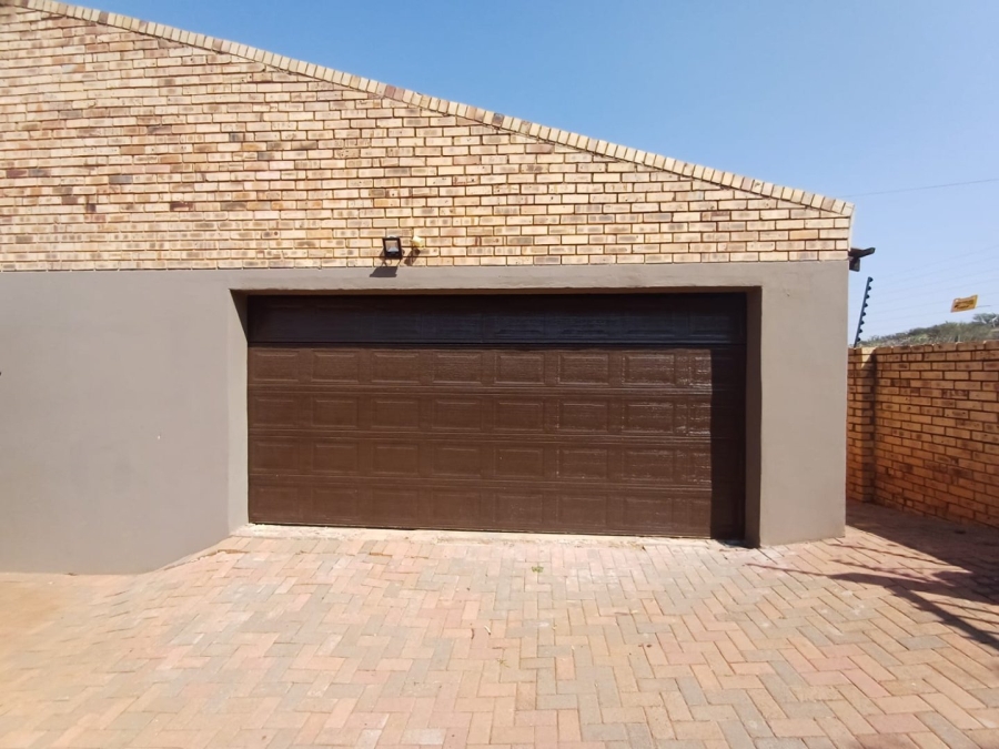 4 Bedroom Property for Sale in Doringkruin North West